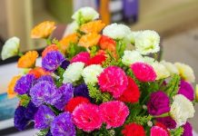 Гвоздики в цветочных композициях