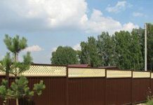 Заборы из профнастила: популярный выбор в качестве ограды для дома