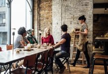 Как сделать медкнижку для общепита: где проходить врачей?