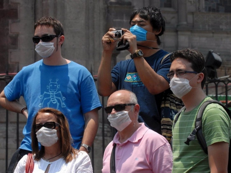 В Италии введено обязательное ношение масок на улице