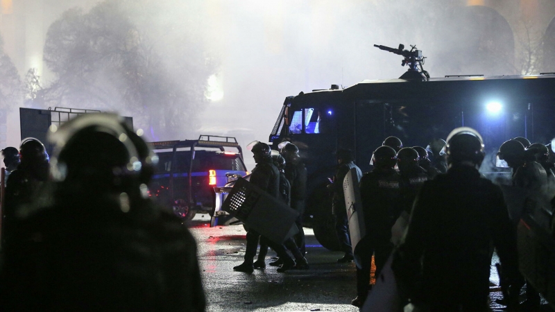 Госпереворот в Казахстане, 5 января 2022 года, причины волнений, митинги переросли в уличные бои, последние новости сегодня