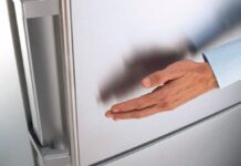 Почему холодильник Liebherr гудит при закрытой двери