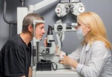 Как получить справку от окулиста?