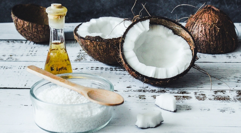 Нутрициологи признали кокосовое масло опасным для здоровья