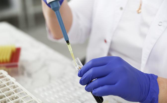 Удар по почкам: Простой анализ, который поможет не пропустить смертельно опасное заболевание