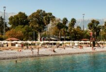 Выбор в отпуске: Турция с коксаки или Краснодарский край с ротавирусом