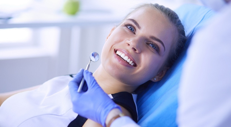 Седация и наркоз в стоматологии: как выбрать и точно получить безопасное лечение
